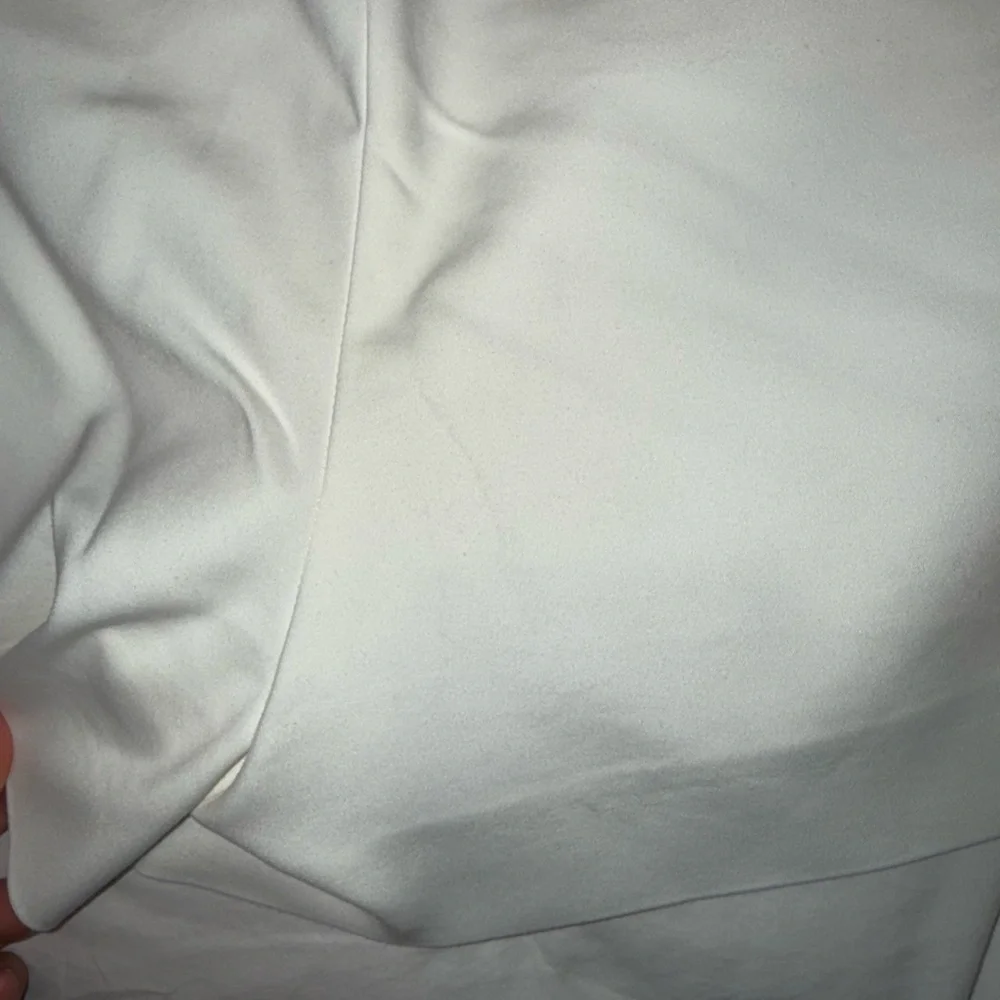 Zara High Waist White Shorts - Picture 4 of 6